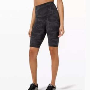 Lululemon Align Super high rise short 10’